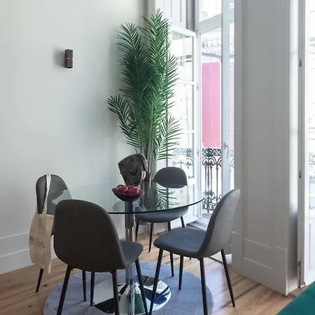 Cinema Luxury House *