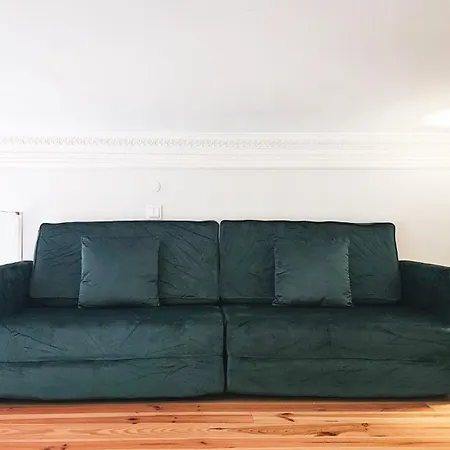 Cinema Luxury House *